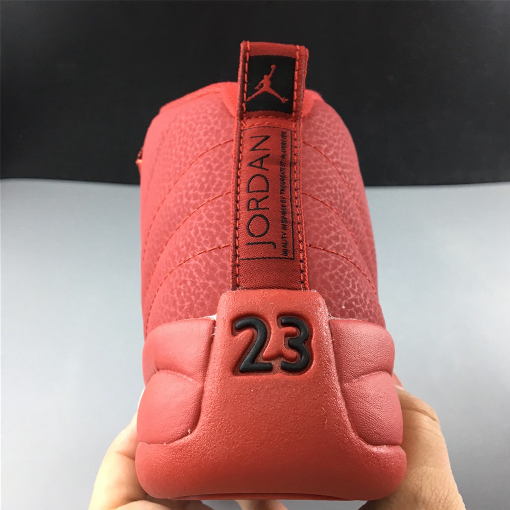 Air Jordan 12 Bulls